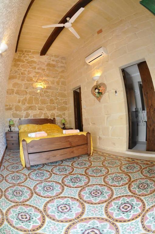 Mikiel U Rosa Holiday Farmhouse With Large Private Pool Zebbug  Exterior foto